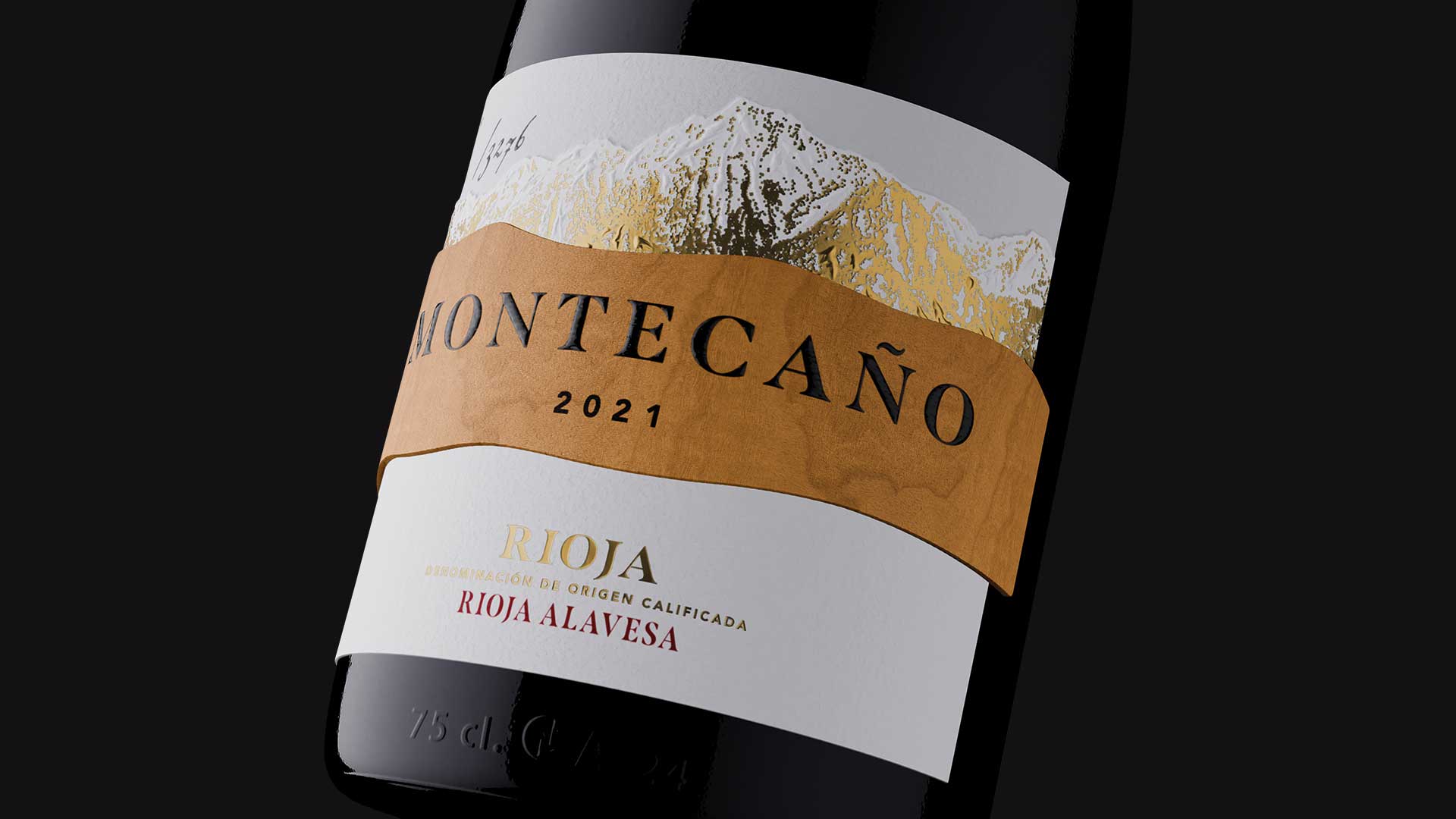 detalle de la etiqueta del vino montecaño 2021 rioja alavesa
